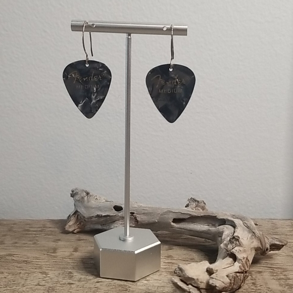 Fender Guitar pick earrings - Picture 3 of 5